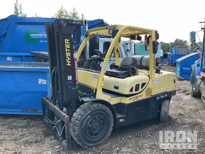 Hyster H110FT 11000 lb Pneumatic Tire Forklift