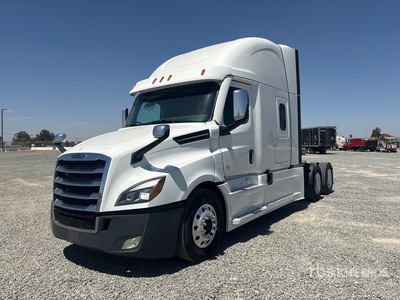 2021 Freightliner Cascadia 126 6x4 Ciągnik siodłowy T/A z kabiną sypialną