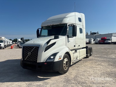 2020 Volvo VNL760 6x4 Ciągnik siodłowy T/A z kabiną sypialną
