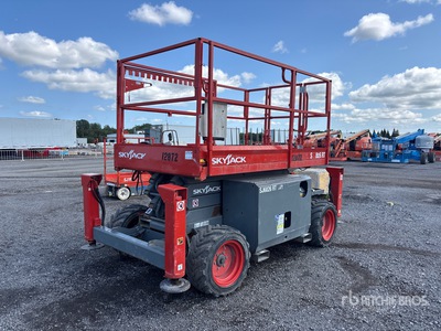 2019 Skyjack SJ6826 RT 4x4 Dual Fuel Scissor Lift