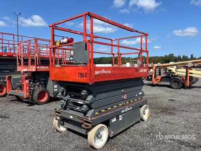 2017 Skyjack SJIII 4632 4x4 Electric Scissor Lift