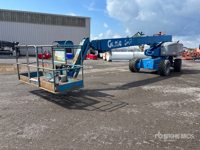 2015 Genie S85 4WD Dual Fuel Plataforma Elevadora Telescópica