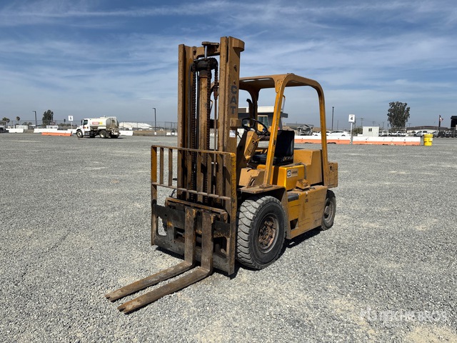 Cat V80D Pneumatic Tire Forklift