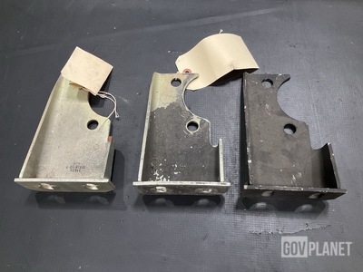 (271) 12338150-7 Vehicular Components Brackets