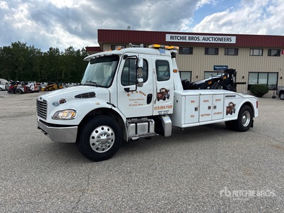 2015 Freightliner M2 106 4x2 Extended Cab Tow Truck