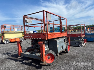 2019 Skyjack SJ6826 RT 4x4 Dual Fuel Scissor Lift