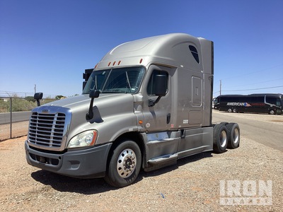 2018 Freightliner Cascadia 6x4 T/A Sleeper Truck Tractor