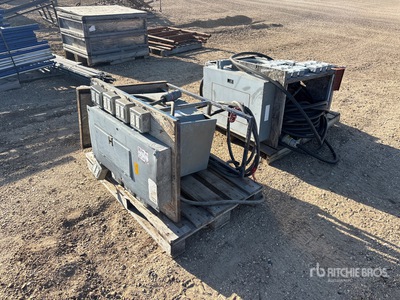 Quantity of (2) Portable Electrical Distribution Assemblies معدات توزيع كهربائي