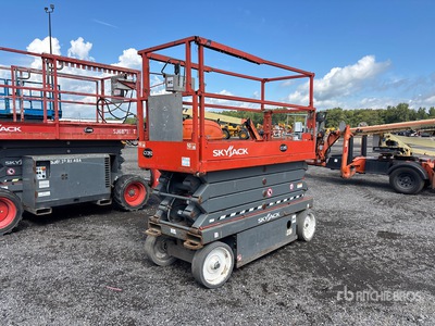 2018 Skyjack SJ III 3226 Electric Scissor Lift