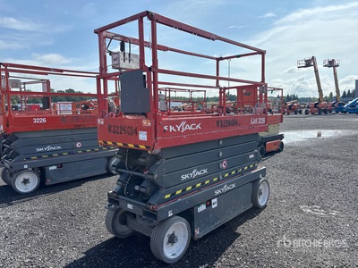 2017 Skyjack SJ III 3226 Electric Scissor Lift