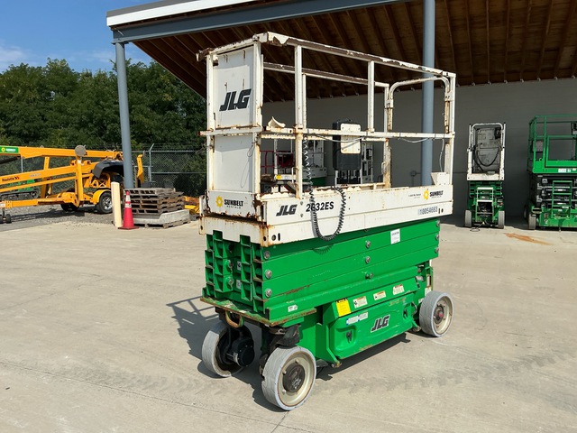 2018 JLG 2632ES Electric Scissor Lift