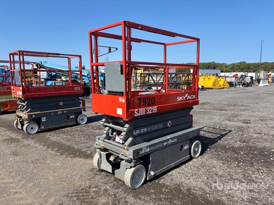 2017 Skyjack SJIII-3219 Electric Scissor Lift