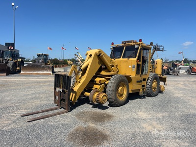 1984 Pettibone 441BD Cargador oscilante