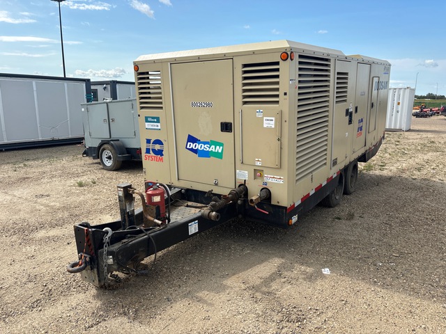 2019 Doosan HP1600WCU 1600 cfm Mobile Air Compressor (Inoperable)