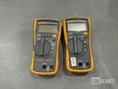 (12) Fluke 114 True RMS Multimeters