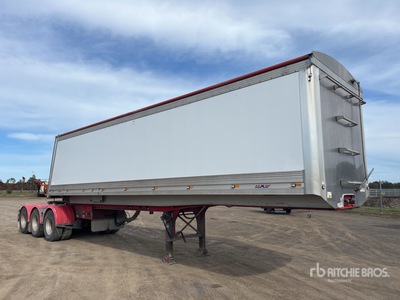 2017 MaxiTrans 8.4 m Tri/A B-Double Lead Sliding End Dump Trailer