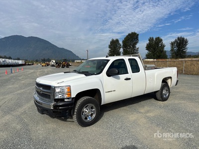2008 Chevrolet Silverado 2500 4x2 Extended Cab Pickup