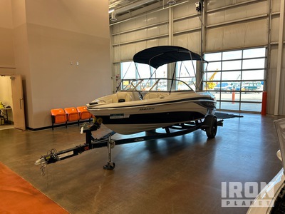 2010 Tahoe Q5i 20 ft Bowrider Boat w/2011 Trailstar Trailer