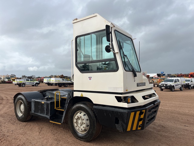 2022 Terberg YT220 4x2 Spotter Truck