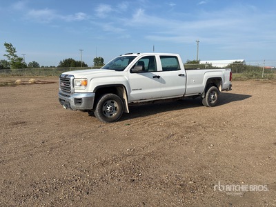 2015 GMC Sierra 2500 4x4 Crew Cab Pickup
