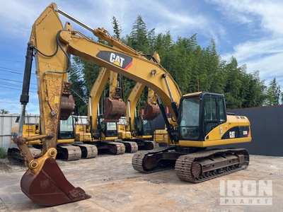 2010 年 Cat 320D Tracked Excavator