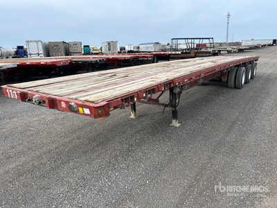 2011 Manac 48 ft Tri/A مقطورة مسطحة
