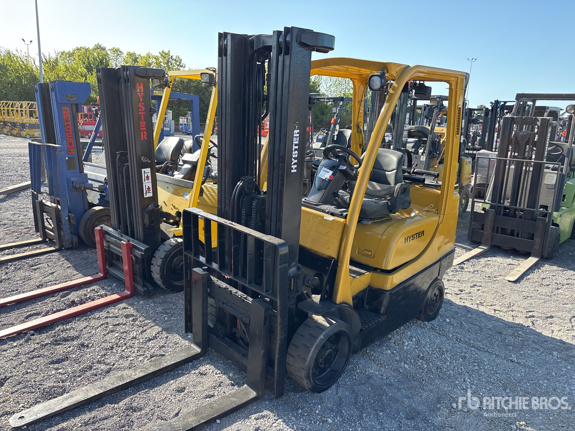 Hyster S60FT 5700 lb Cushion Tire Forklift