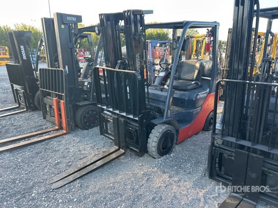 2017 Toyota 8FGU15 2500 lb Pneumatic Tire Forklift