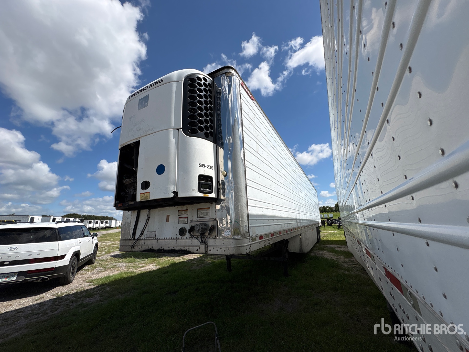 2013 Great Dane 53 ft x 102 in T/A Multi -Temp Remorque frigorifique