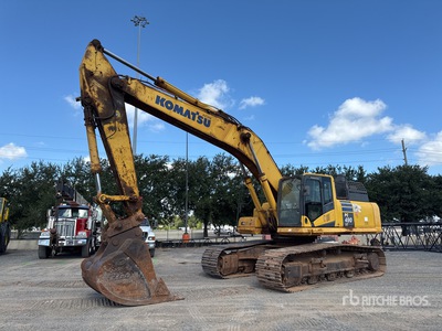 2018 Komatsu PC490LC-11 Tracked Excavator