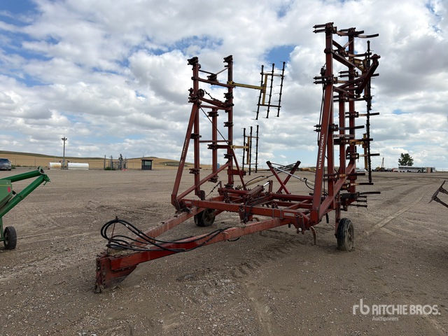 International 35 ft Chisel Plow