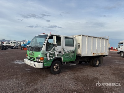 2005 Isuzu NPR 4x2 Crew Cab Table Top Tipper Truck