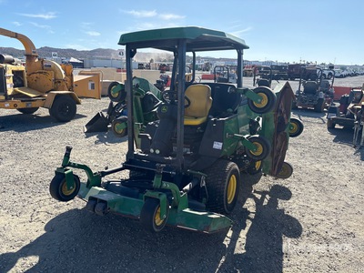 2018 John Deere 1600 4x4 Ride-On Lawn Mower