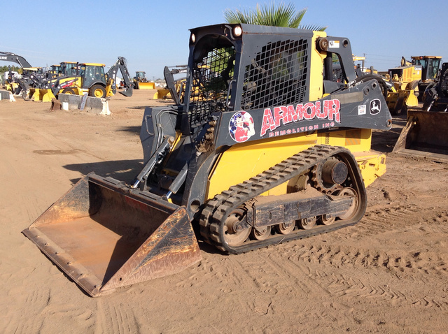 2014 John Deere 323E Compact Track Loader