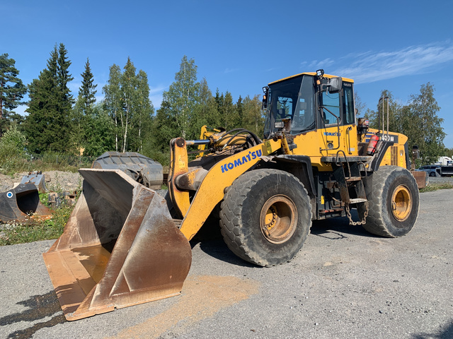 2003 Komatsu WA400-5 Wheel Loader 2003 Komatsu WA400-5 Wheel Loader
