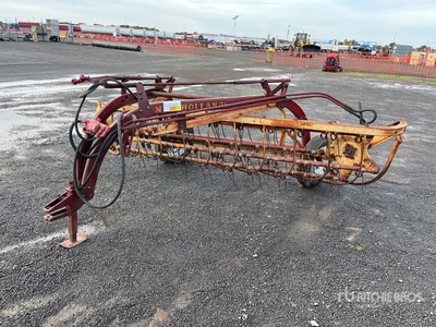 New Holland SUPER 56 400 mm Pint Mount 2 Wheel جامع القش