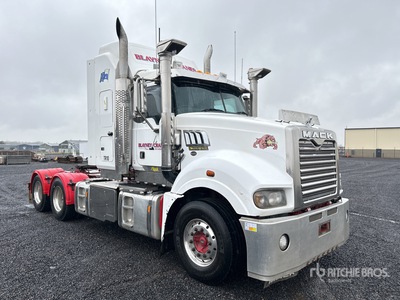 2017 Mack CLXT Super-Liner 6x4 T/A Sleeper Truck Tractor