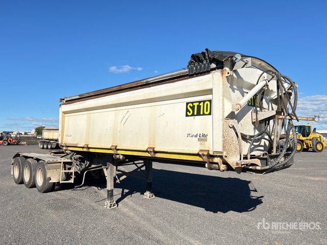 Dump Trailers