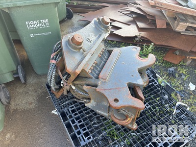 Wedgelock Tilting Excavator Coupler - Fits 20Ton