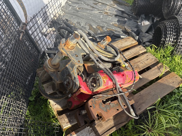 Excavator Coupler - Fits 6 ton