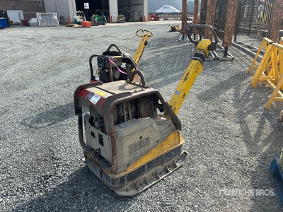 2015 Wacker Neuson DPU6555H ضاغطة الألواح الاهتزازية