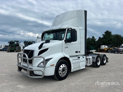 2024 Volvo VNR300 6x4 T/A Day Cab Truck Tractor