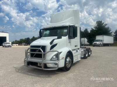 2024 Volvo VNR300 6x4 T/A Day Cab Truck Tractor