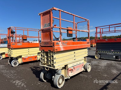 2016 JLG 2632ES Electric Scissor Lift
