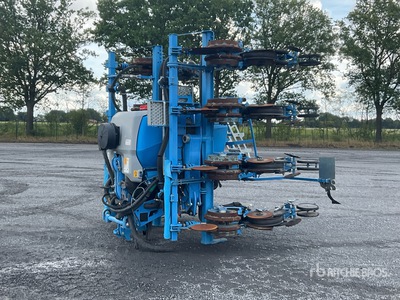 2019 Lemken Azurit 9KD 6 m 3-Point Combination Seed Drill