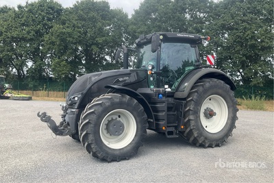 2022 Valtra S324 SmartTouch MR19 4WD Tractor