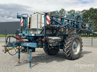 2003 RTS Albatross 55 30 m S/A High Clearance Pull-Type Sprayer