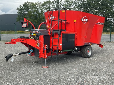 2022 Kuhn Profile 14.2 CS Livestock Feeder (Unused)