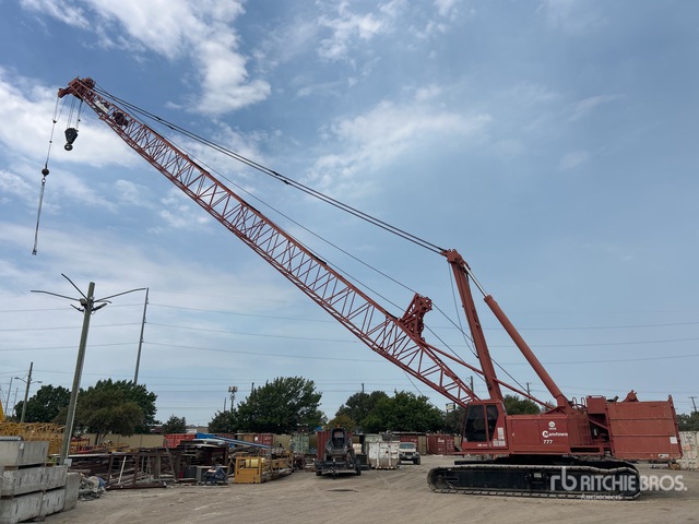 2010 Manitowoc 777 Series 2 200 ton Lattice-Boom Crawler Crane