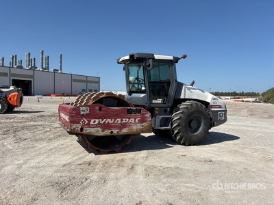 2021 Dynapac CA2500PD Compactador Pata de Cabra